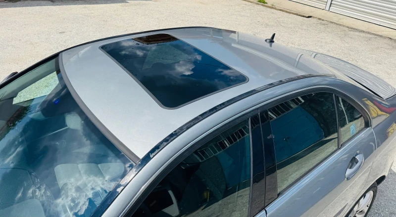 Mercedes-Benz C 320, снимка 11 - Автомобили и джипове - 52940026