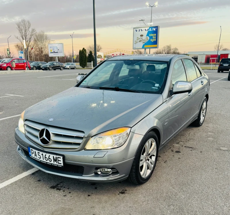 Mercedes-Benz C 320