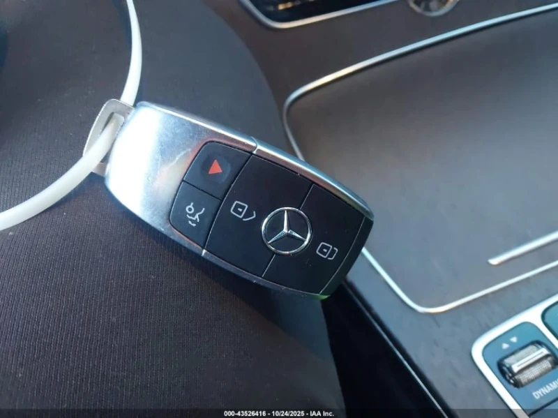 Mercedes-Benz C 43 AMG 3l Amg C 43 4Matic, снимка 11 - Автомобили и джипове - 53234165