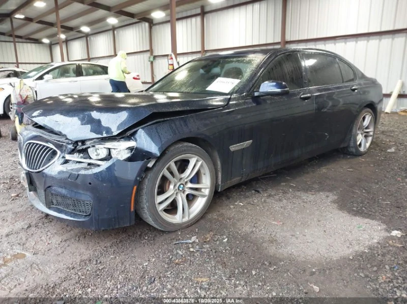 BMW 114 4.4L V8 FI DOHC 32V NF4 Rear Wheel Drive, снимка 2 - Автомобили и джипове - 53486556