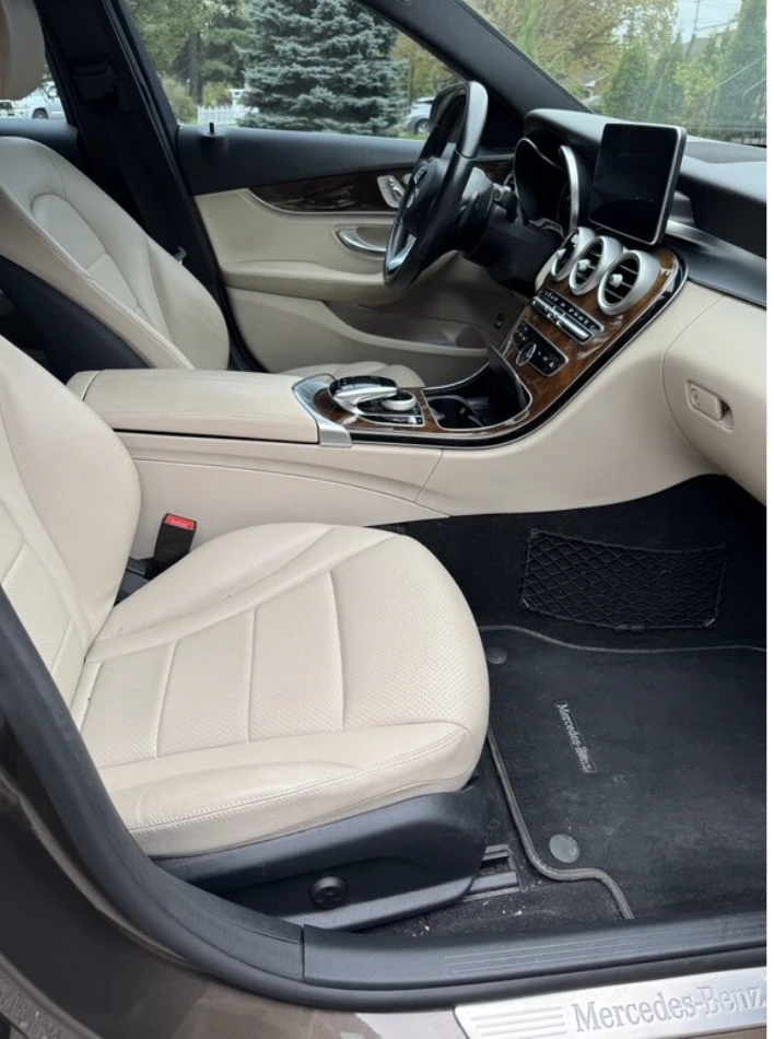 Mercedes-Benz C 300 AMG* PACK* 4MATIC* ПОДГРЕВ* КАМЕРА* КЕЙЛЕС* LANE*  - изображение 8