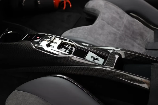 Ferrari SF 90 Stradale = Carbon Ceramic Brakes =  | Mobile.bg   12