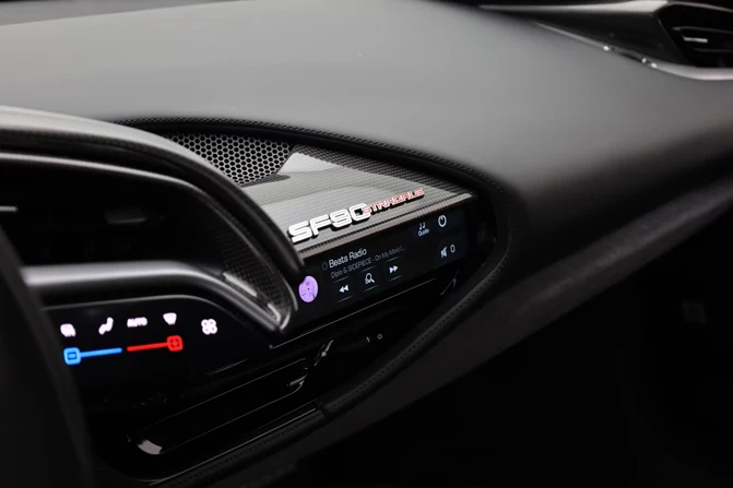 Ferrari SF 90 Stradale = Carbon Ceramic Brakes =  | Mobile.bg   13