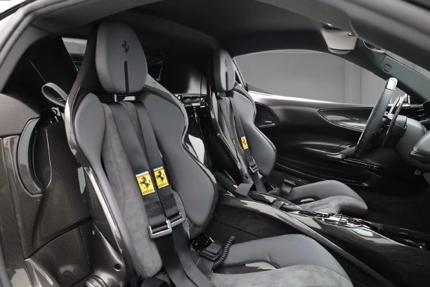 Ferrari SF 90 Stradale = Carbon Ceramic Brakes =  | Mobile.bg   14