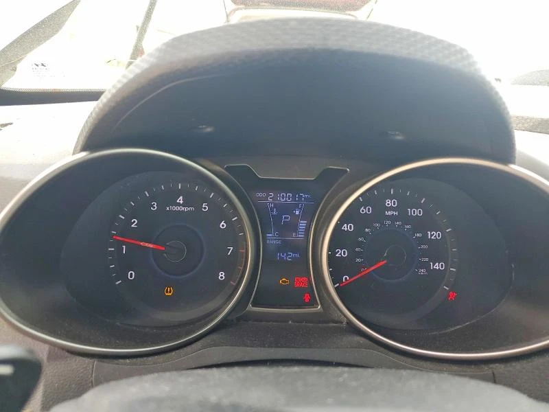 Hyundai Veloster  1.6L 4 FRONT WHEEL DRIVE | Mobile.bg � ����������� 9