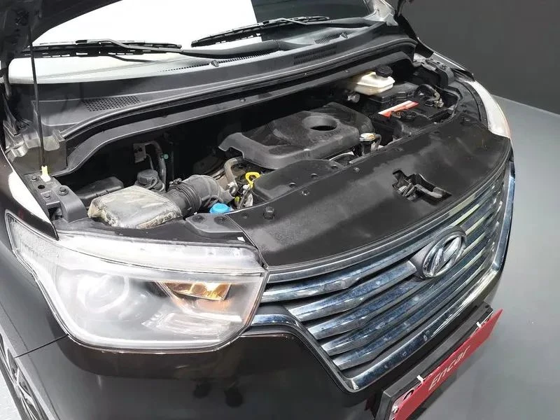 Hyundai Starex, снимка 6 - Автомобили и джипове - 56738443