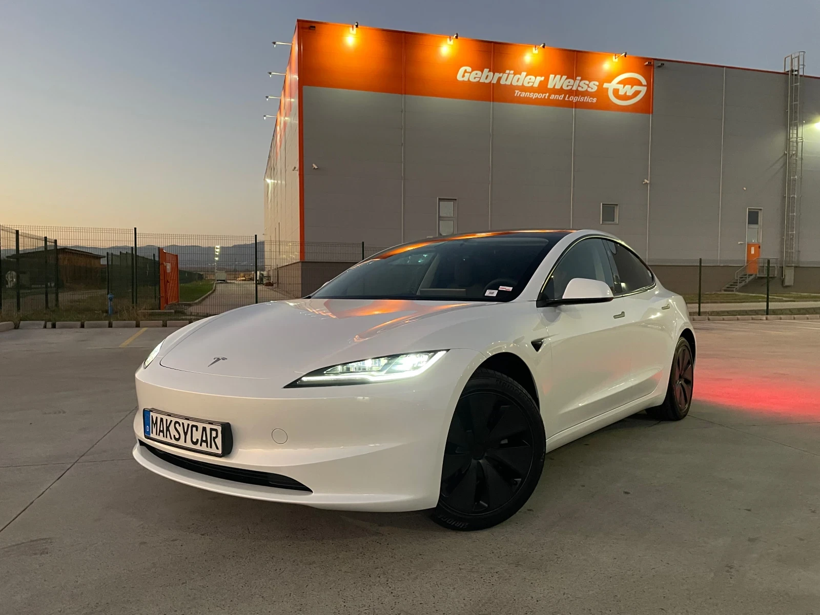 Tesla Model 3 New model 2024 LongRange - изображение 3