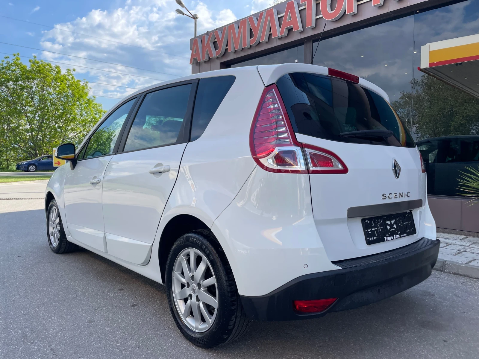Renault Scenic 1.6i-GAZ-110к.с. - изображение 4