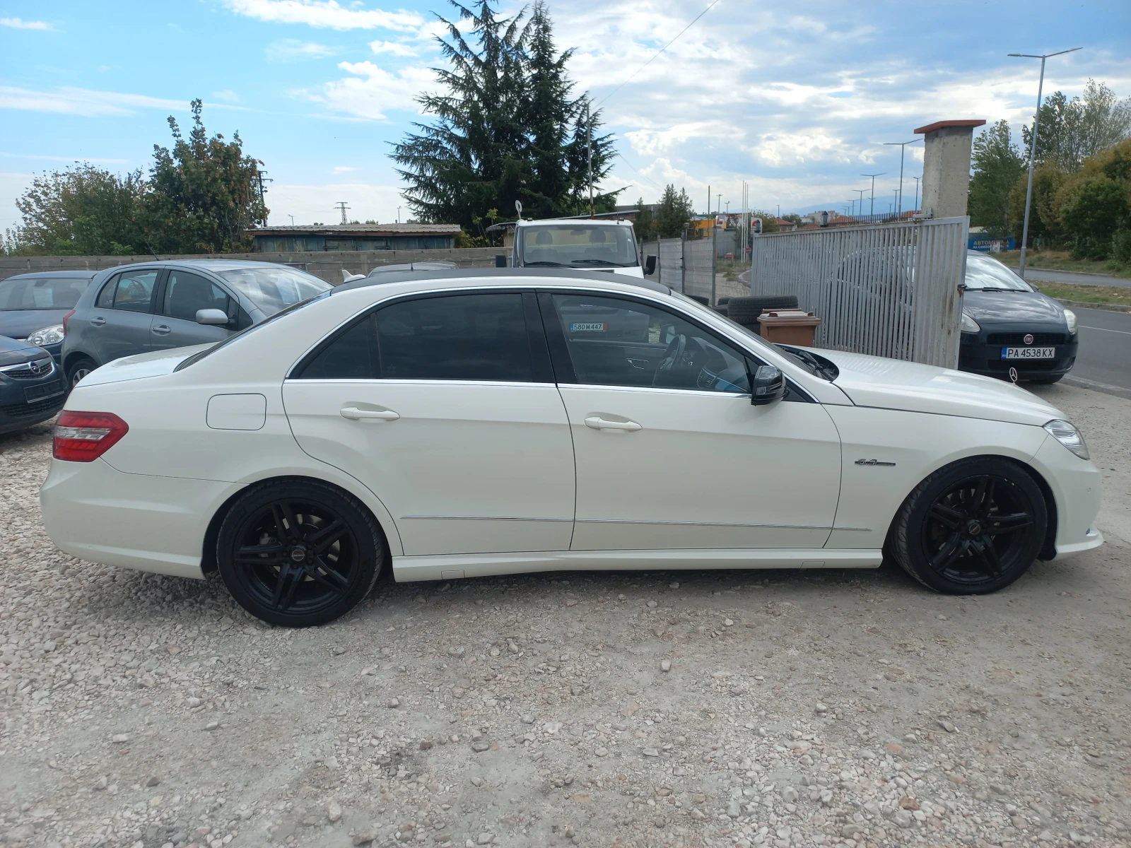 Mercedes-Benz E 350 CDI AMG  - изображение 7