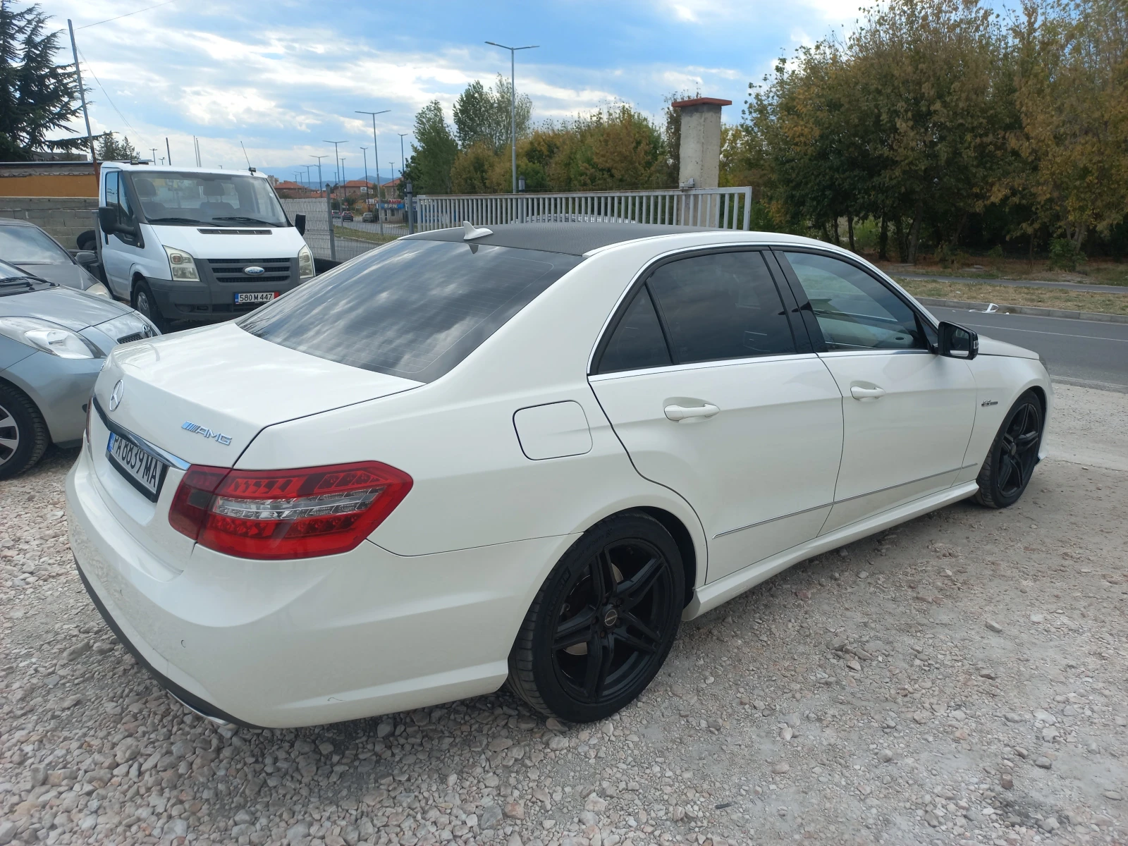 Mercedes-Benz E 350 CDI AMG  - изображение 4