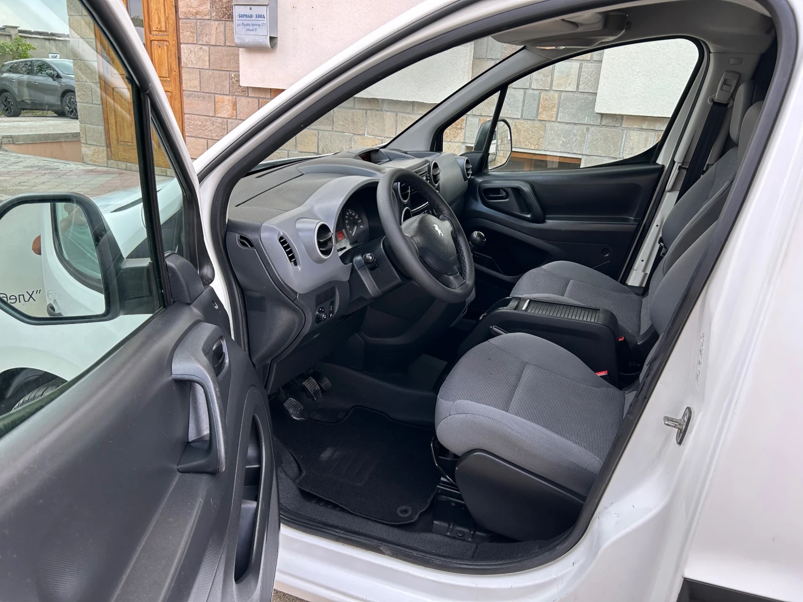Peugeot Partner 1.6HDI LONG/ДЪЛГА БАЗА - изображение 8