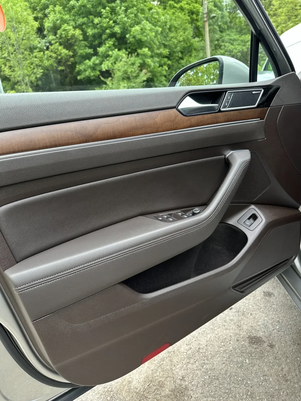 VW Passat Variant 2.0TDI DSG 4Motion Highline - изображение 9