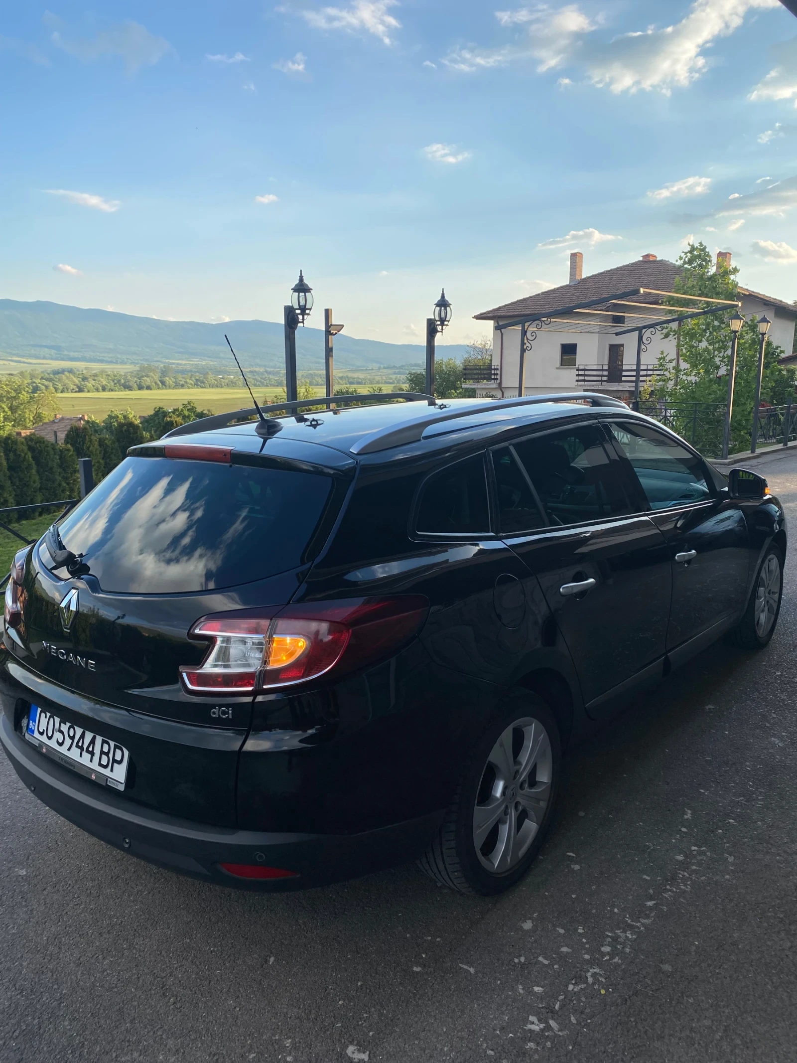 Renault Megane 1.9 dCi 131 к.с. - изображение 5