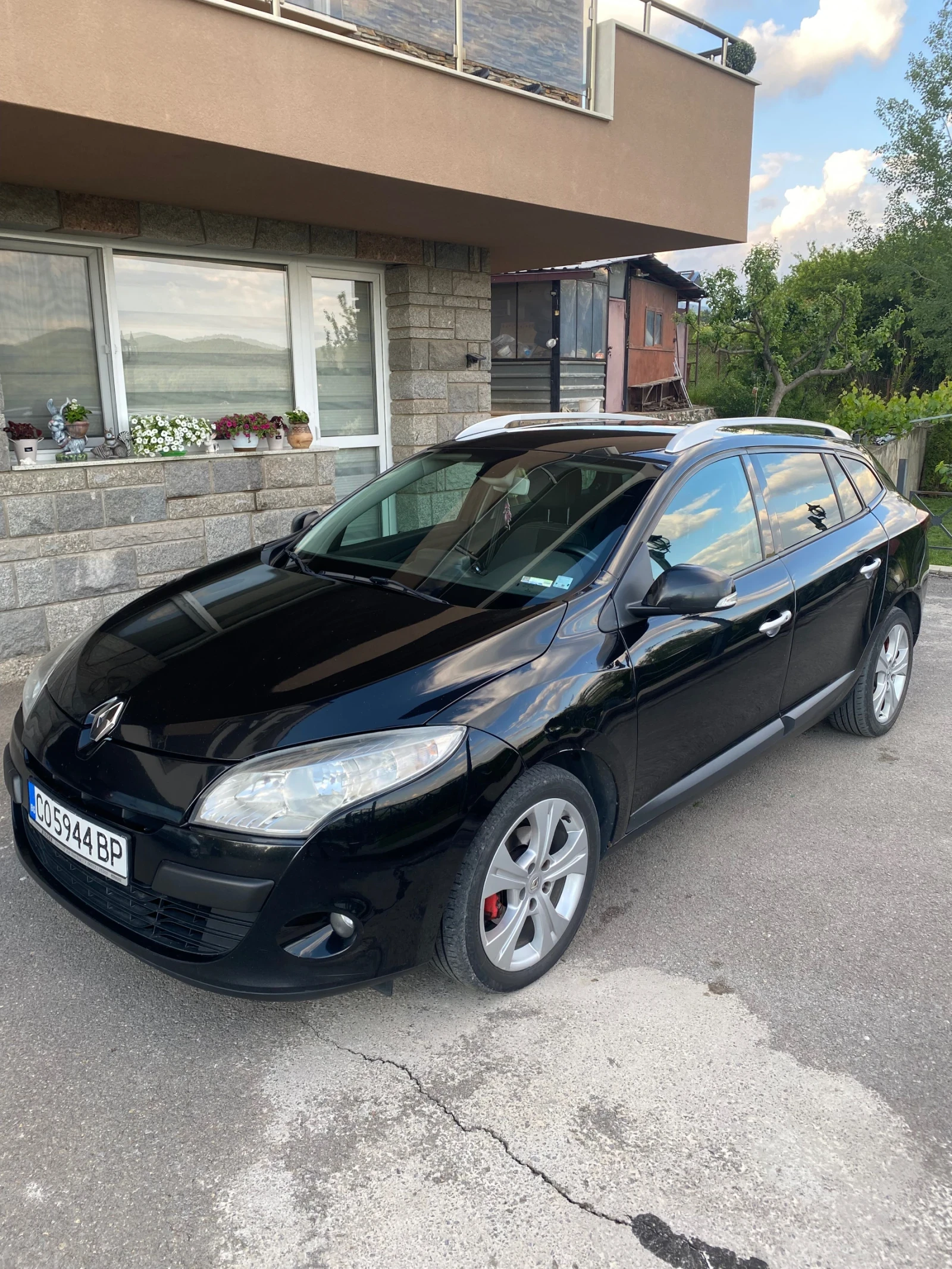 Renault Megane 1.9 dCi 131 к.с. - изображение 2