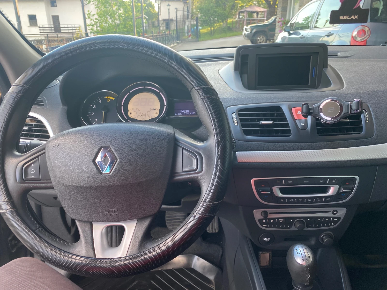 Renault Megane 1.9 dCi 131 к.с. - изображение 7