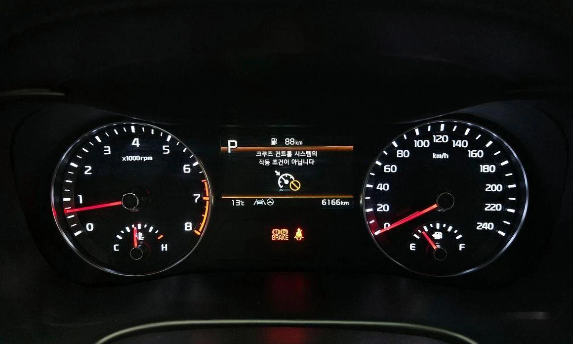 Kia K3 1.6 Trendy * НАЙ-ДОБРА ЦЕНА В БЪЛГАРИЯ*  - изображение 8