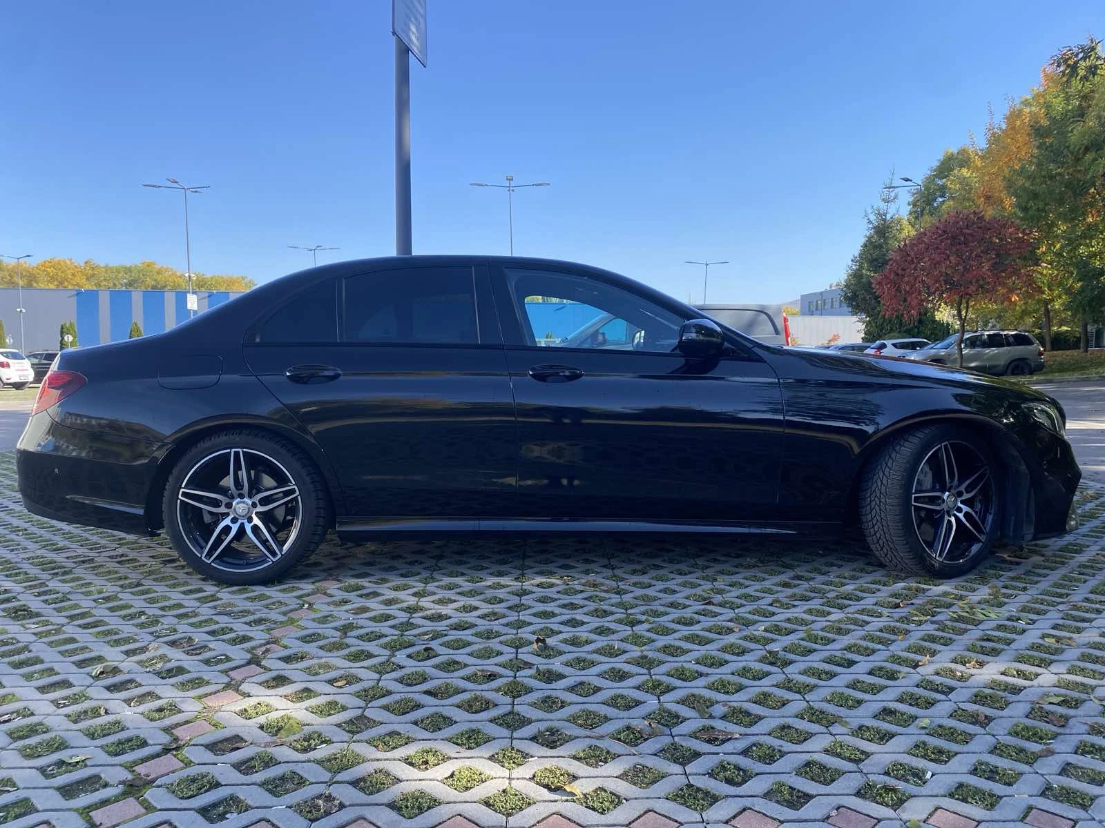 Mercedes-Benz E 350  - изображение 2