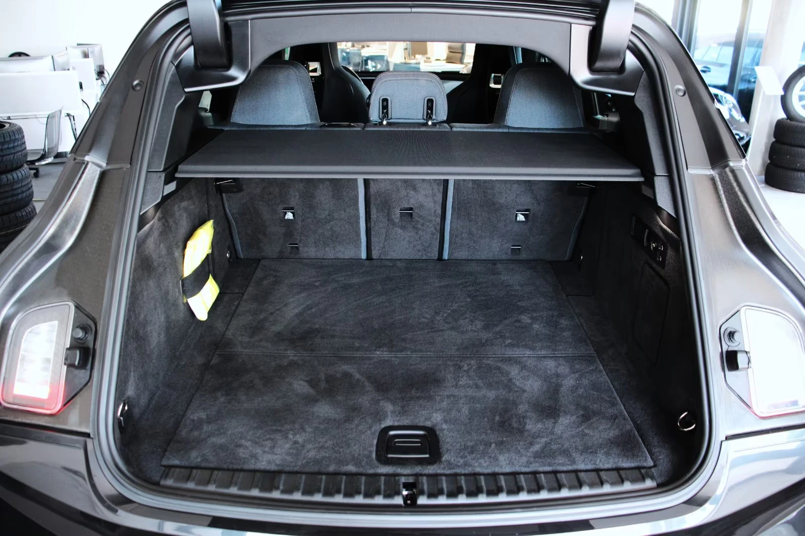 BMW iX xDRIVE50/523HP/SPORT/SKY-LOUNGE/360/LASER/ACC/983f - изображение 6