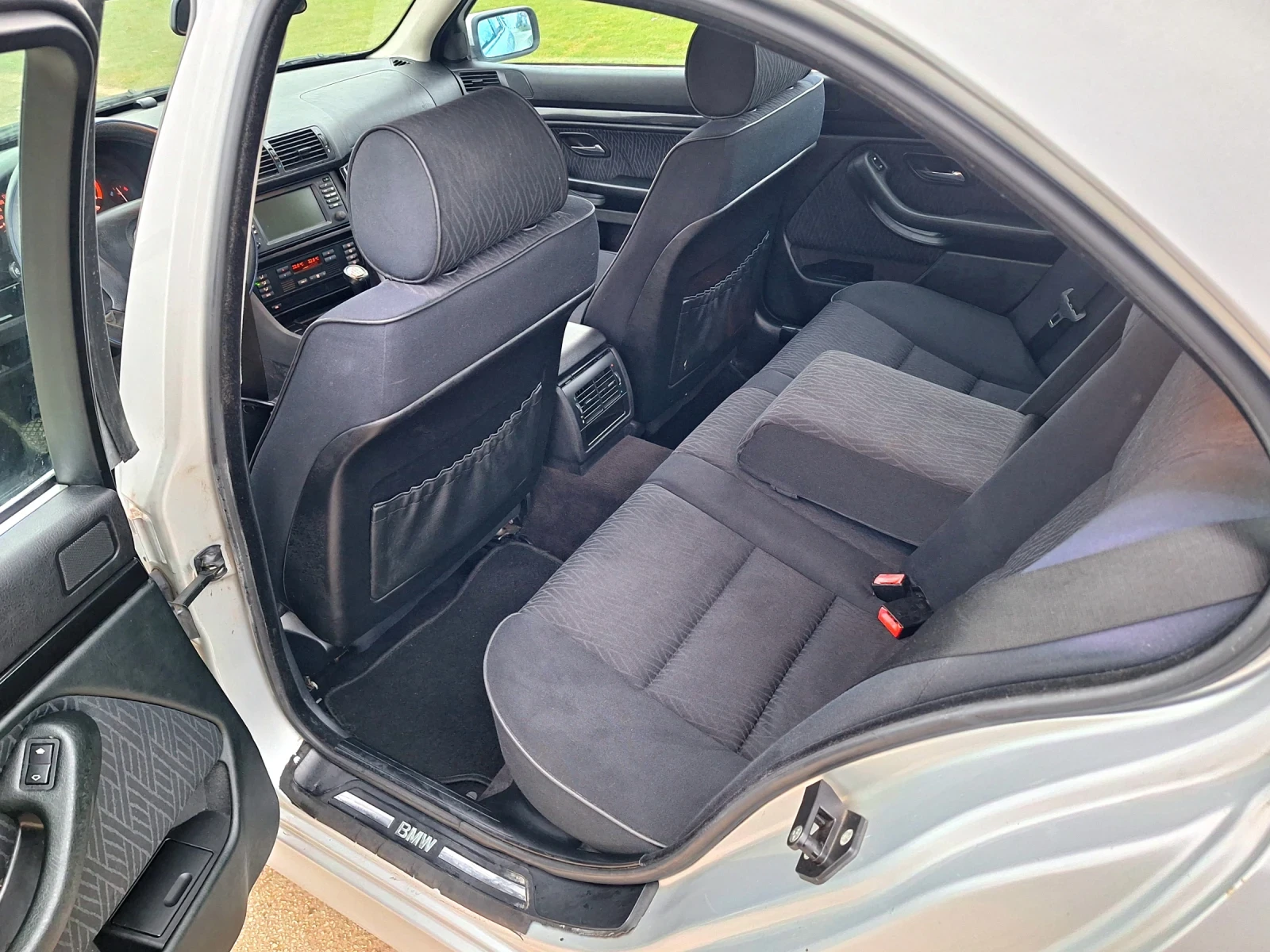 BMW 520 2.0D 136�� ���� | Mobile.bg � ����������� 11