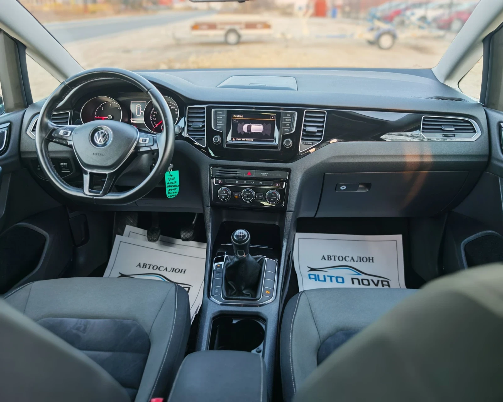 VW Sportsvan 1.6 110 К.С. ДИЗЕЛ! , снимка 14 - Автомобили и джипове - 53774157