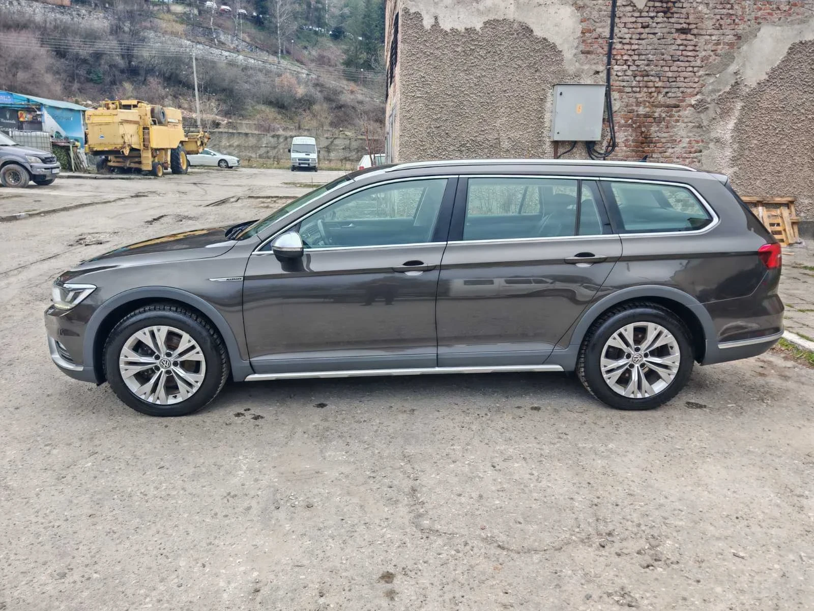 VW Alltrack 2 0 TDI 190CV 4Motion, снимка 3 - Автомобили и джипове - 53954571