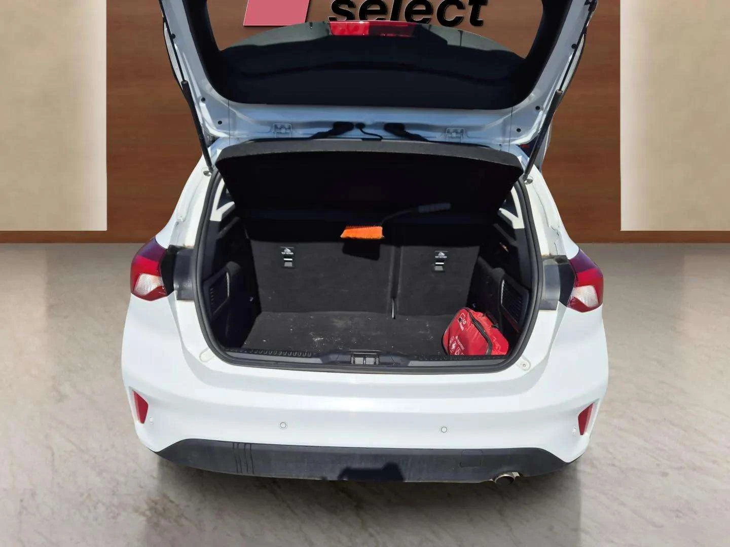 Ford Focus 1.0 EcoBoost, снимка 12 - Автомобили и джипове - 54259882