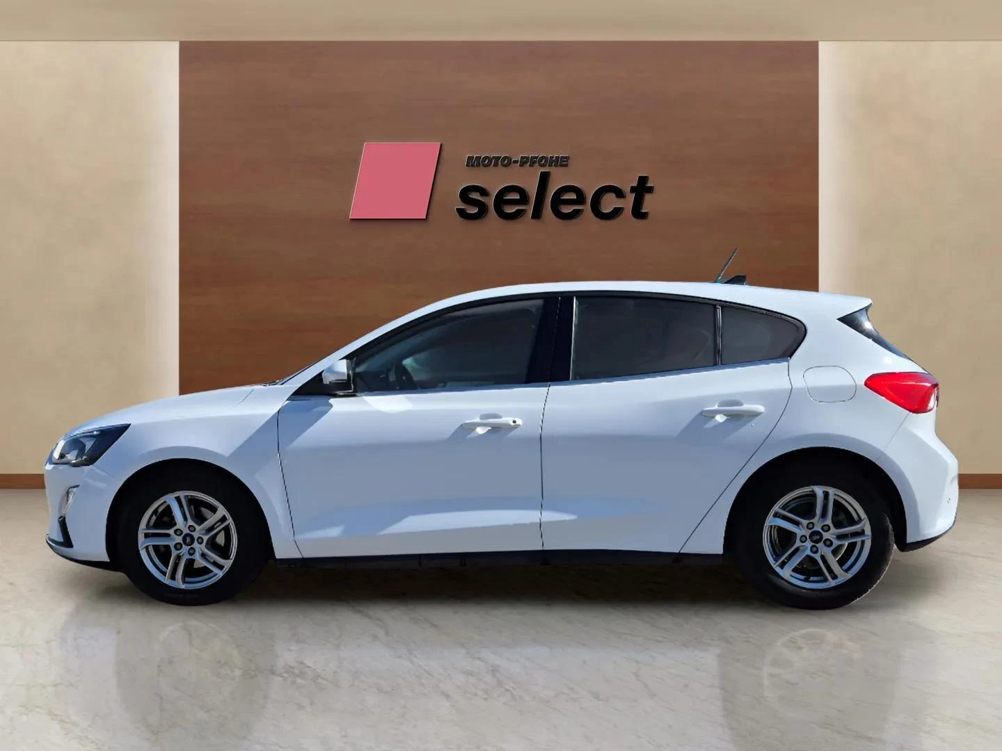 Ford Focus 1.0 EcoBoost, снимка 8 - Автомобили и джипове - 54259882