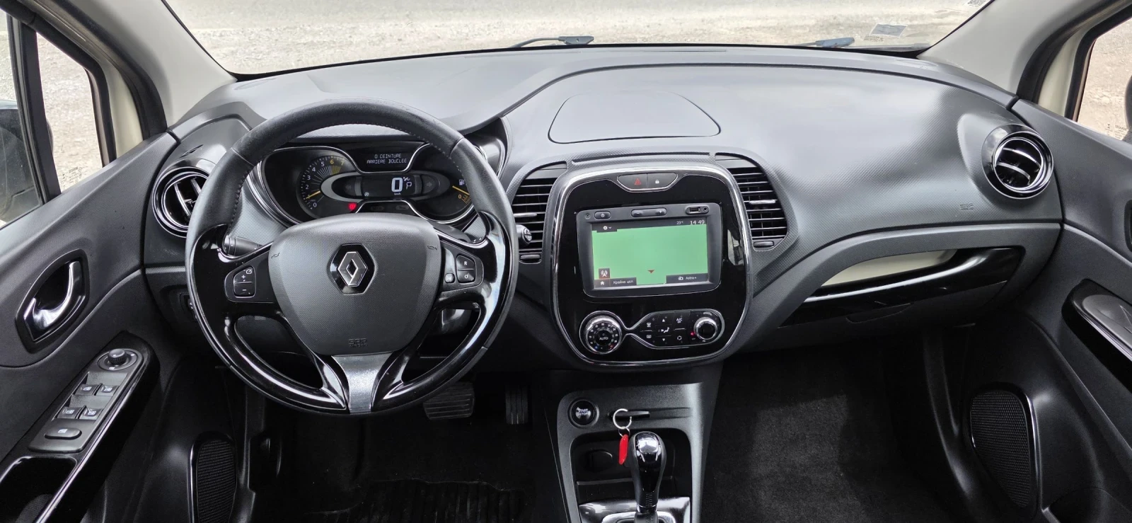 Renault Captur 1.2 TCe-Automat-Camera-Navi-120hp, снимка 11 - Автомобили и джипове - 54391496