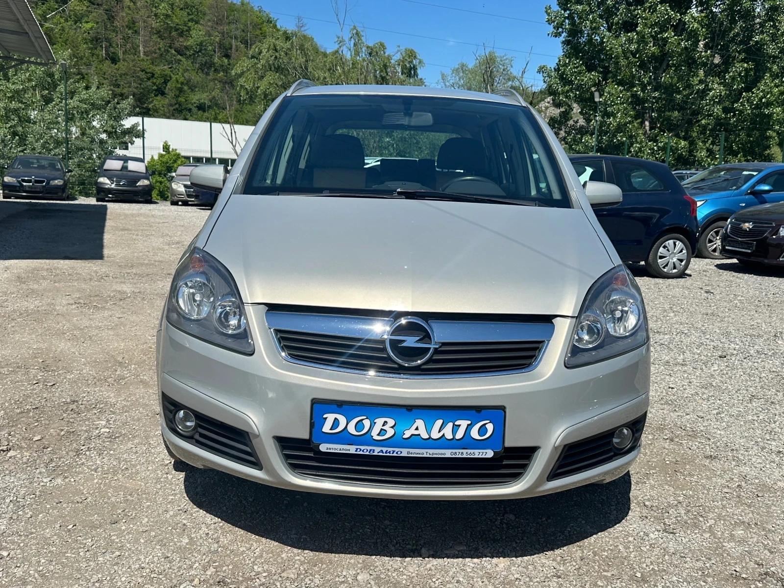 Opel Zafira 1.9CDTI-120к.с-7 МЕСТЕН-КОЖА, снимка 8 - Автомобили и джипове - 54605807