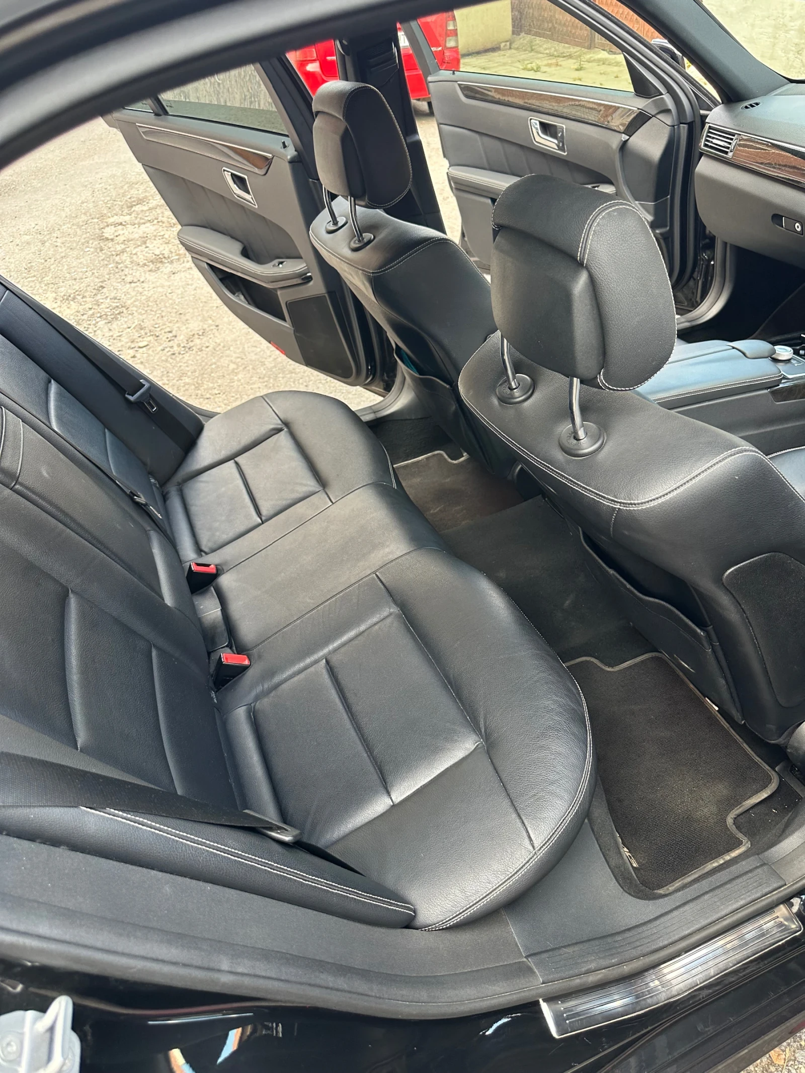 Mercedes-Benz E 350, снимка 9 - Автомобили и джипове - 54781941