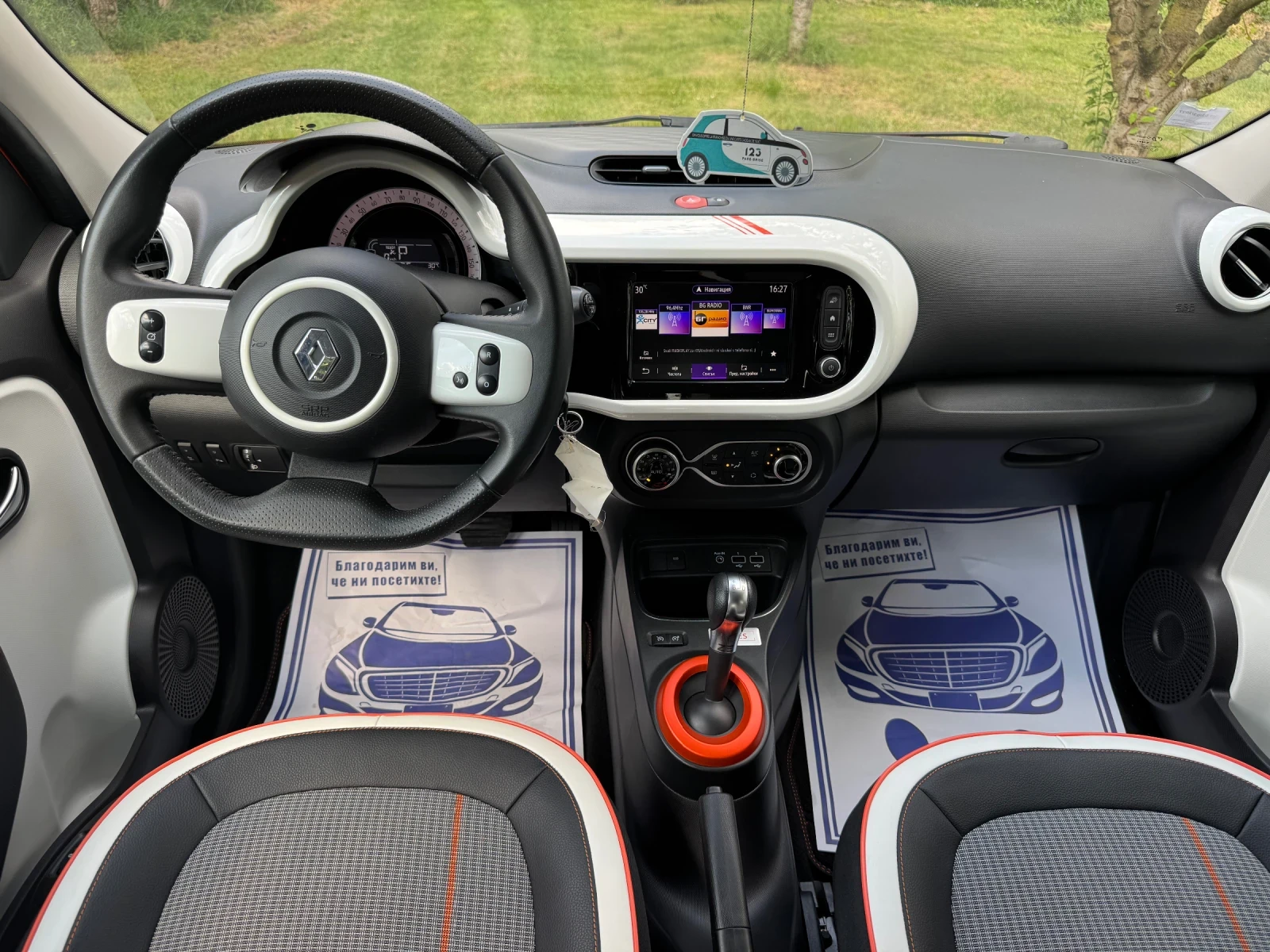 Renault Twingo Renault Twingo ZE Vibes, снимка 12 - Автомобили и джипове - 55151087