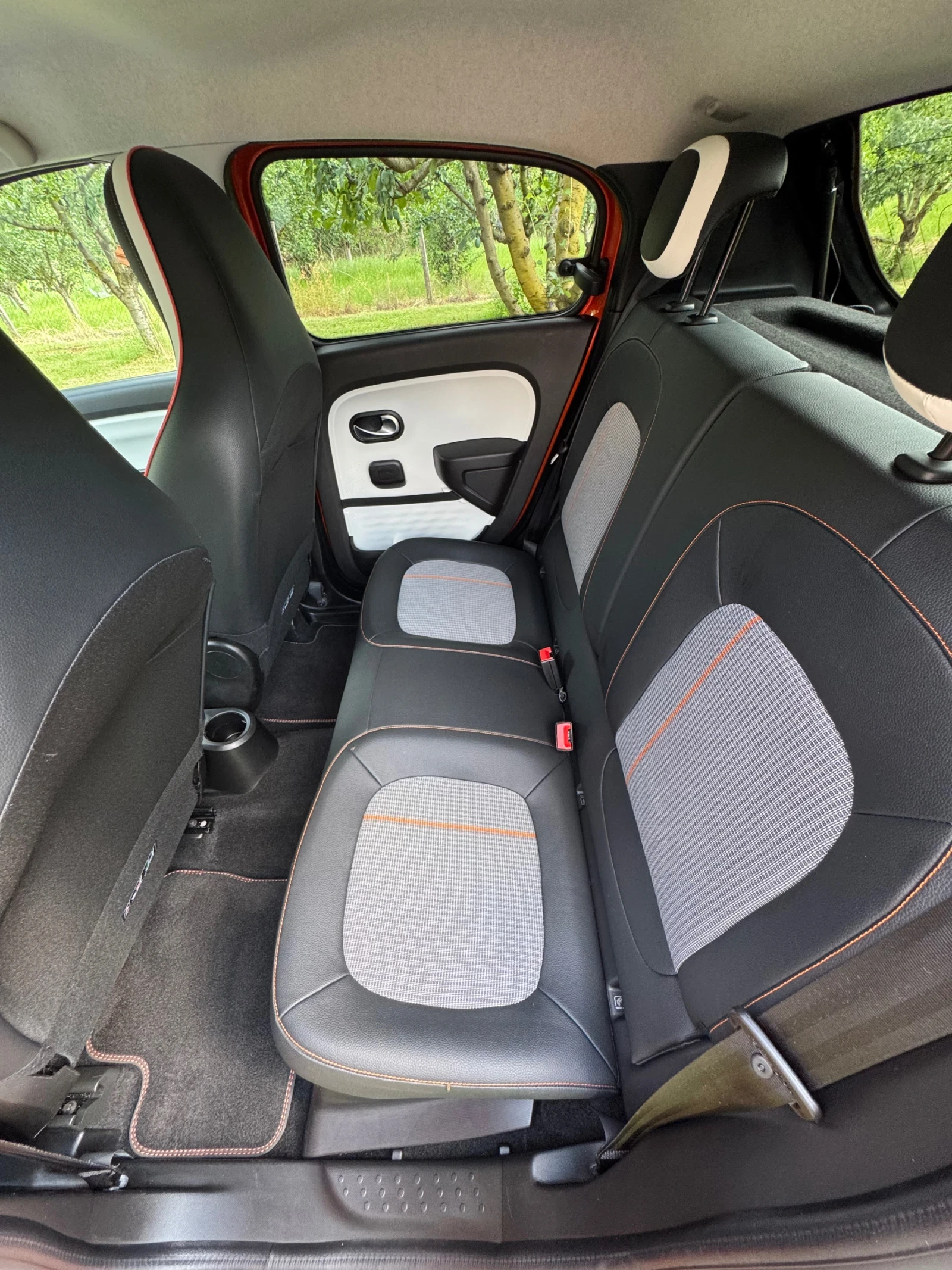 Renault Twingo Renault Twingo ZE Vibes, снимка 14 - Автомобили и джипове - 55151087