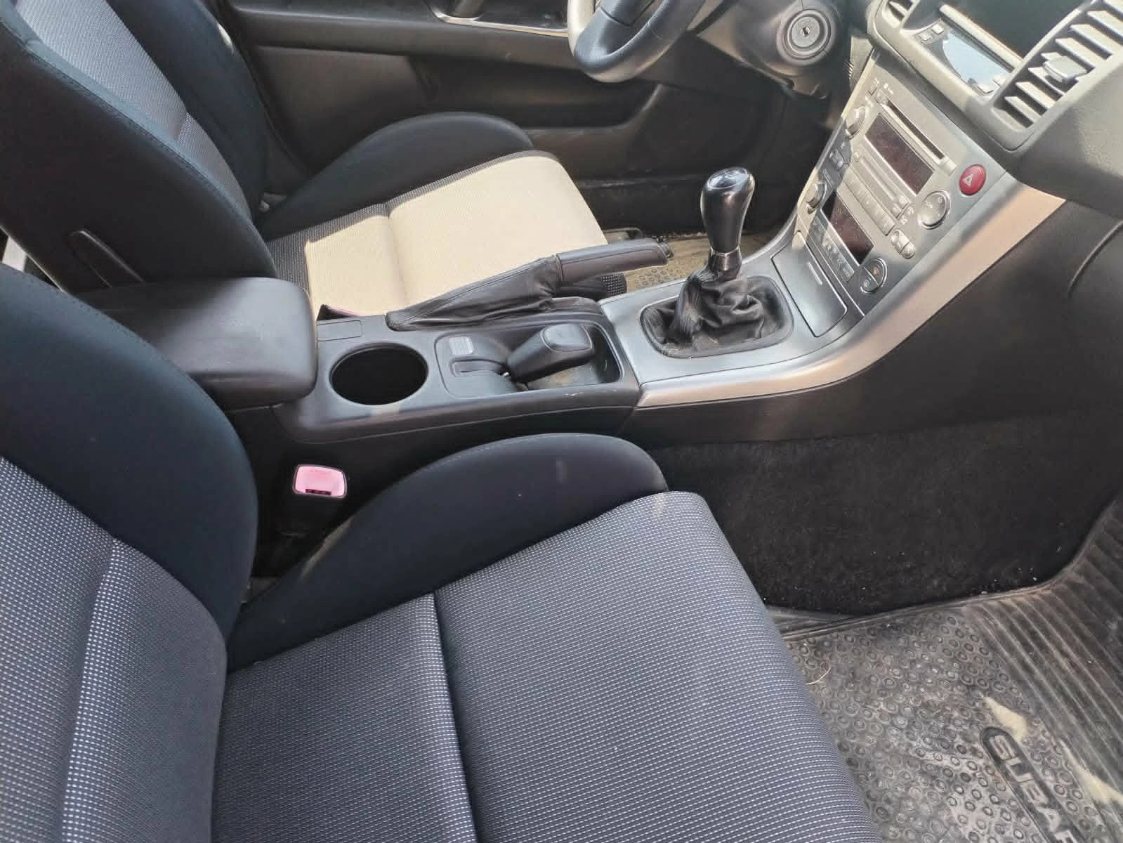 Subaru Legacy 2.0i, снимка 5 - Автомобили и джипове - 55214989
