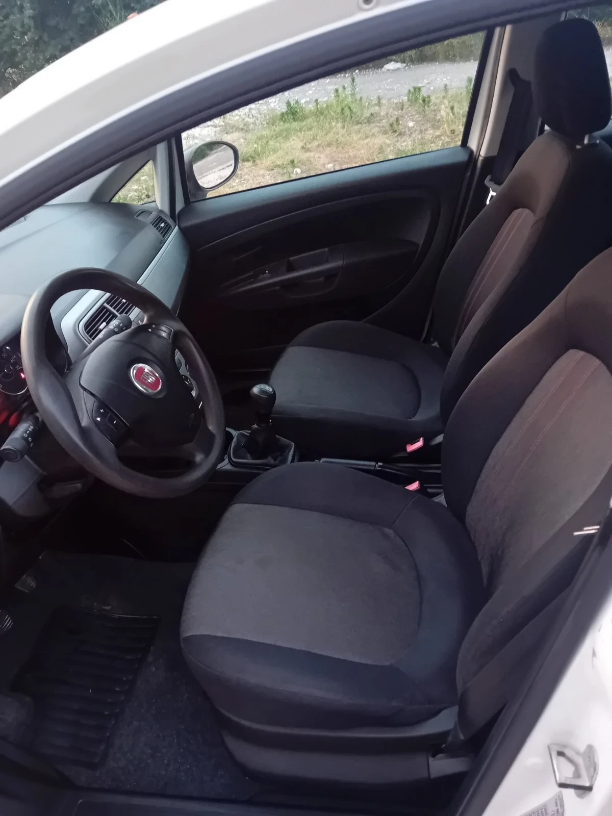 Fiat Punto, снимка 12 - Автомобили и джипове - 55253659