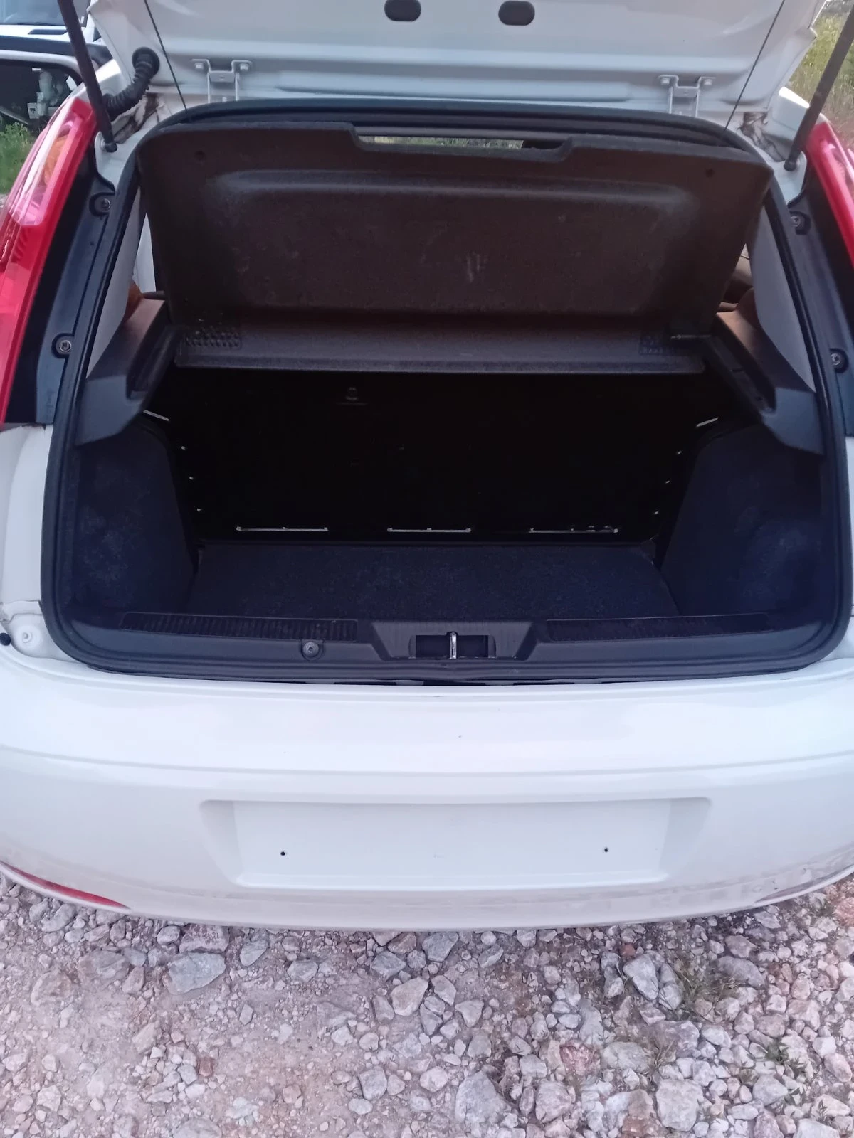 Fiat Punto, снимка 13 - Автомобили и джипове - 55253659