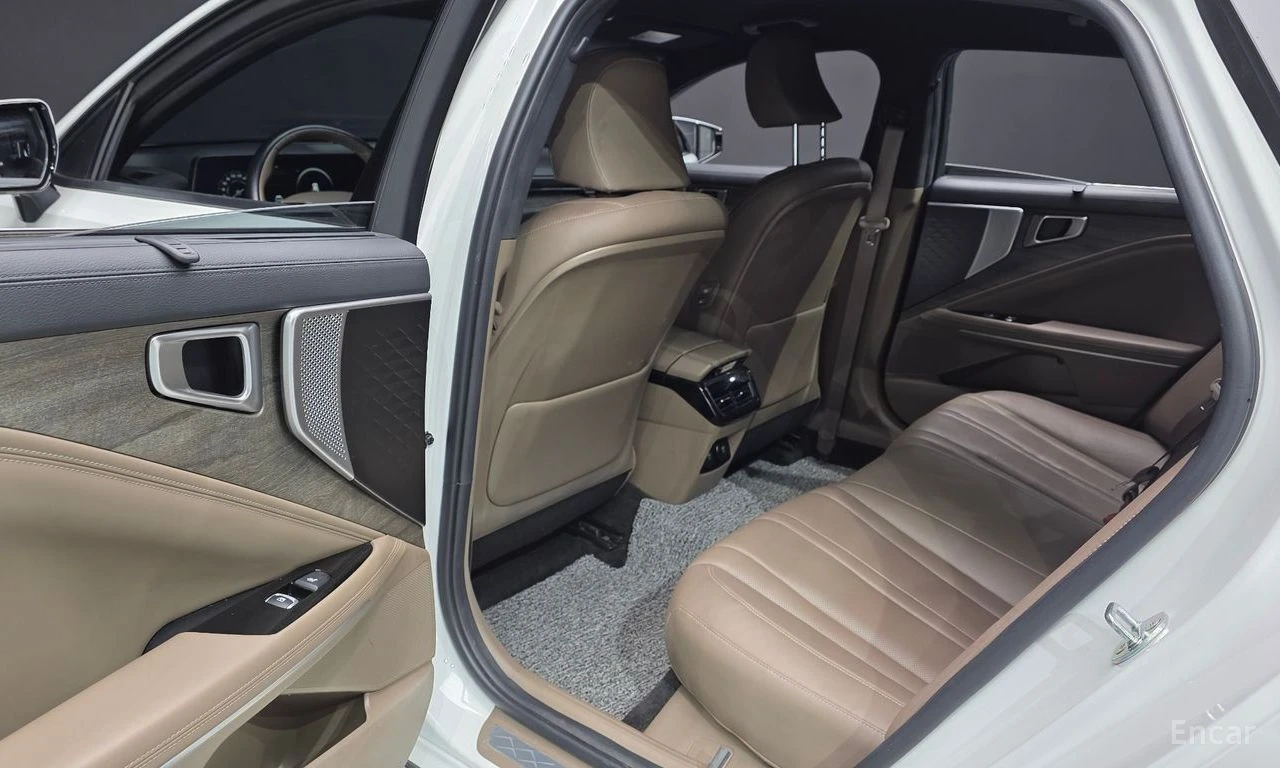 Kia K8 2.5* NOBLESSE* ПОДГРЕВ* ОБДУХВАНЕ* LANE* ASSIST* 3, снимка 14 - Автомобили и джипове - 55385857