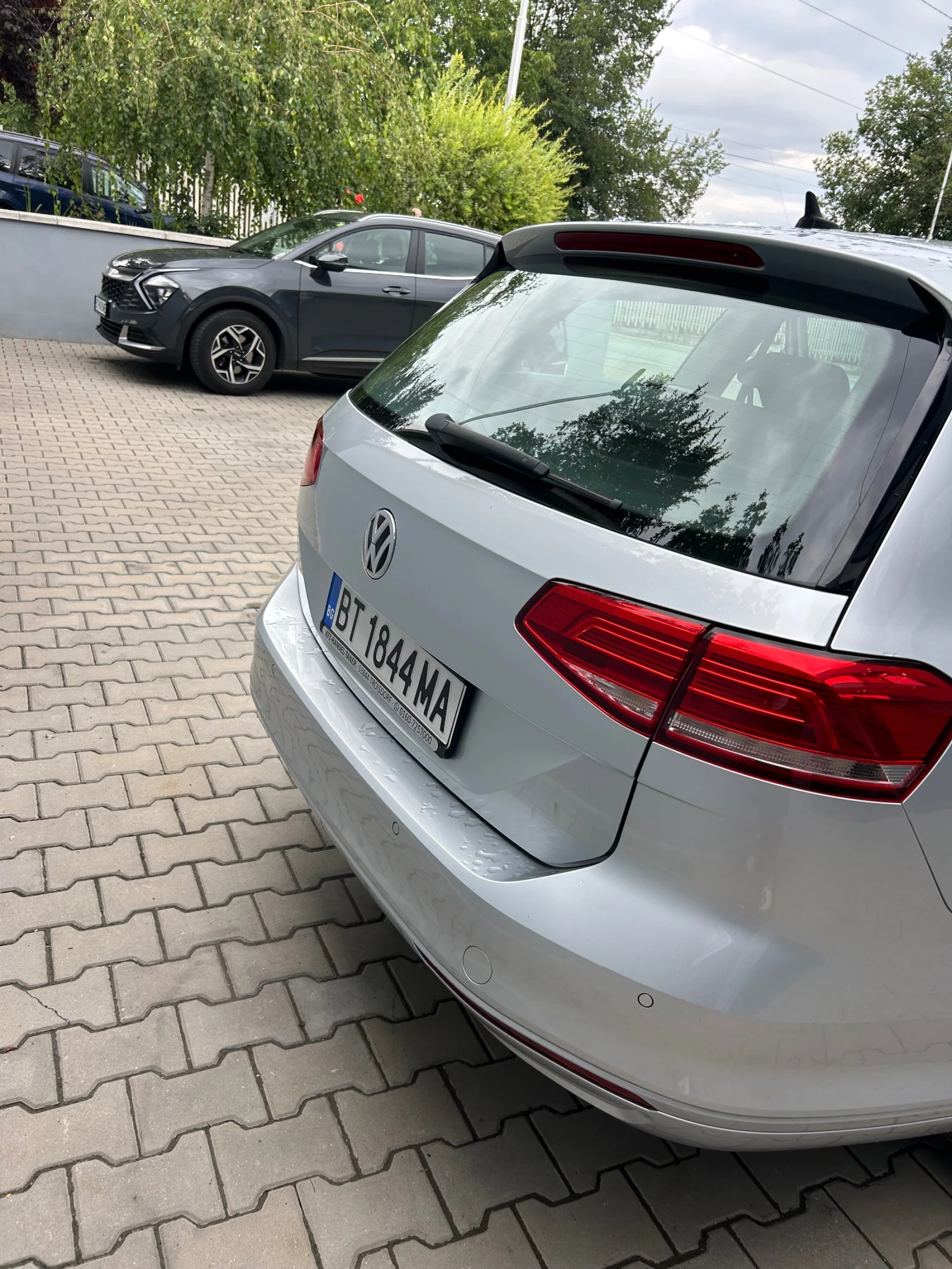VW Passat, снимка 9 - Автомобили и джипове - 55403733