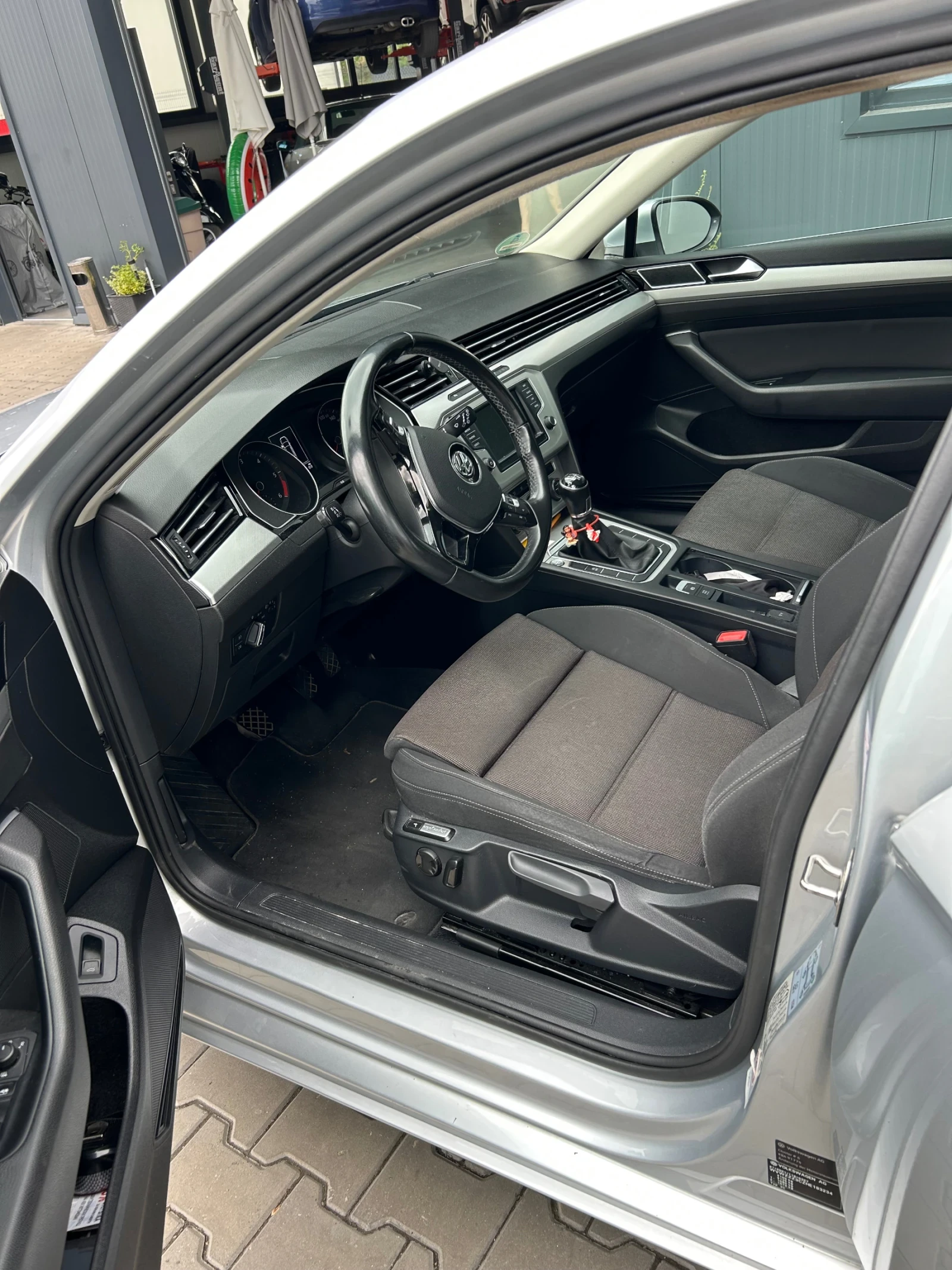 VW Passat, снимка 3 - Автомобили и джипове - 55403733