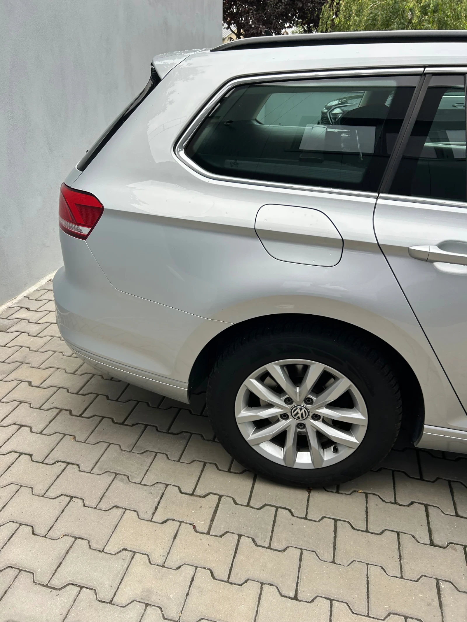 VW Passat, снимка 6 - Автомобили и джипове - 55403733