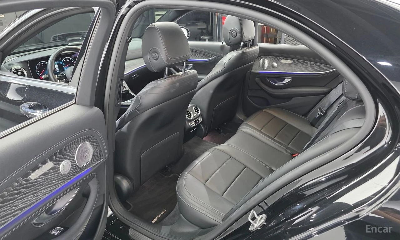 Mercedes-Benz E 350 AMG* LINE* 4MATIC* BURMESTER* ОБДУХВАНЕ* ДИСТРОНИК, снимка 15 - Автомобили и джипове - 55528822