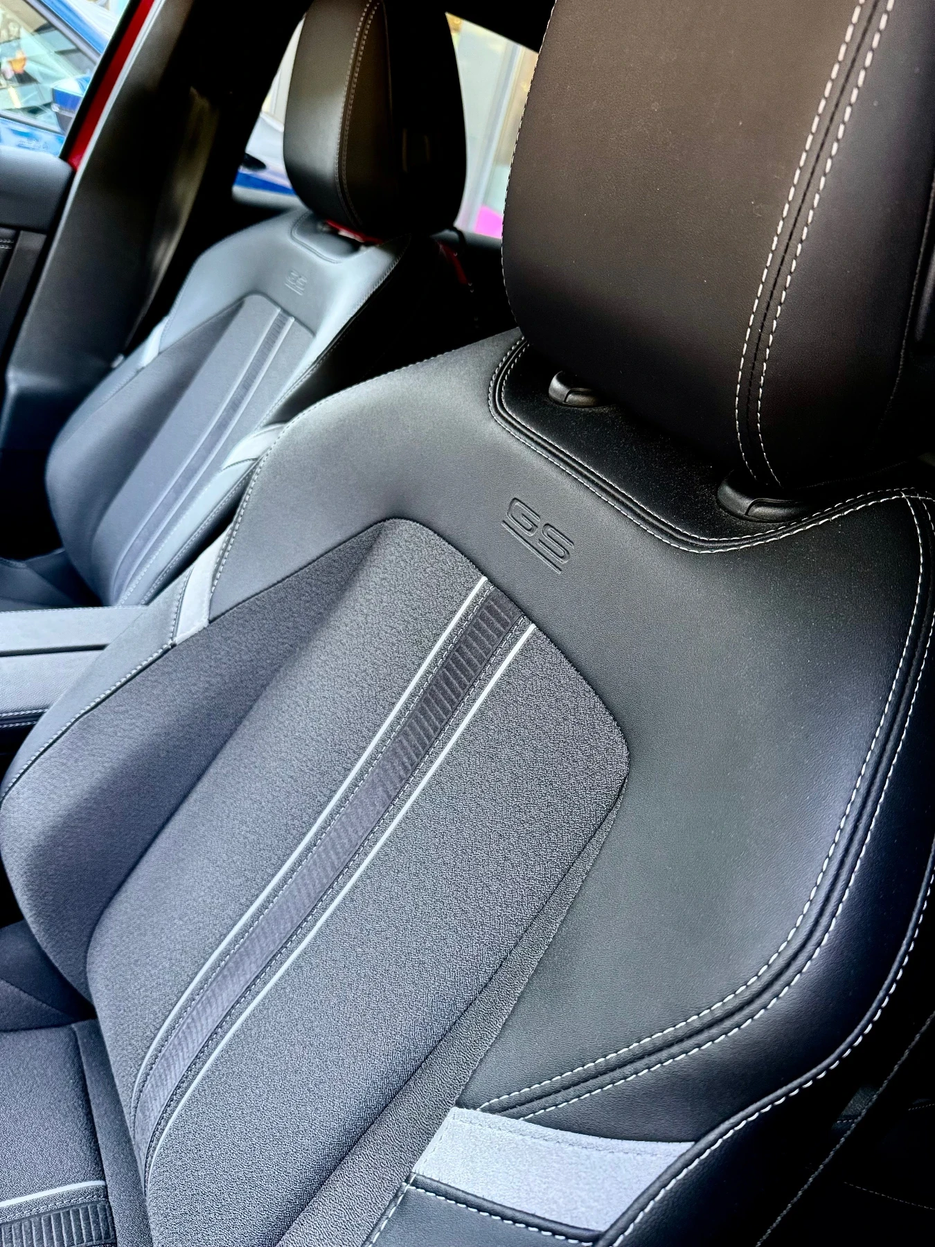 Opel Astra GS 1.6T PHEV MatrixLED/360 /HUD/AGR/7.4kW/Гаражен, снимка 12 - Автомобили и джипове - 55554770
