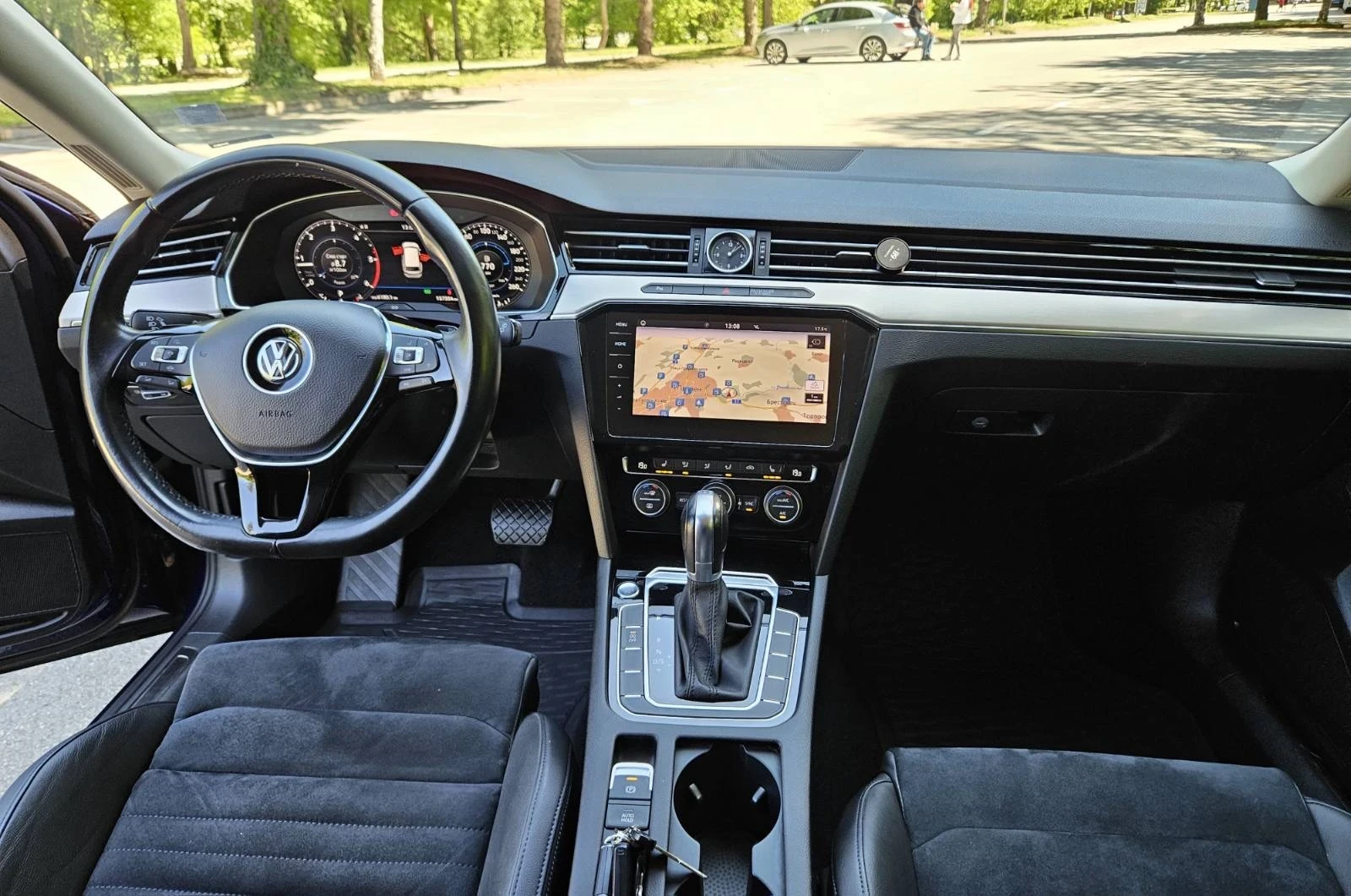 VW Passat, снимка 8 - Автомобили и джипове - 55557862