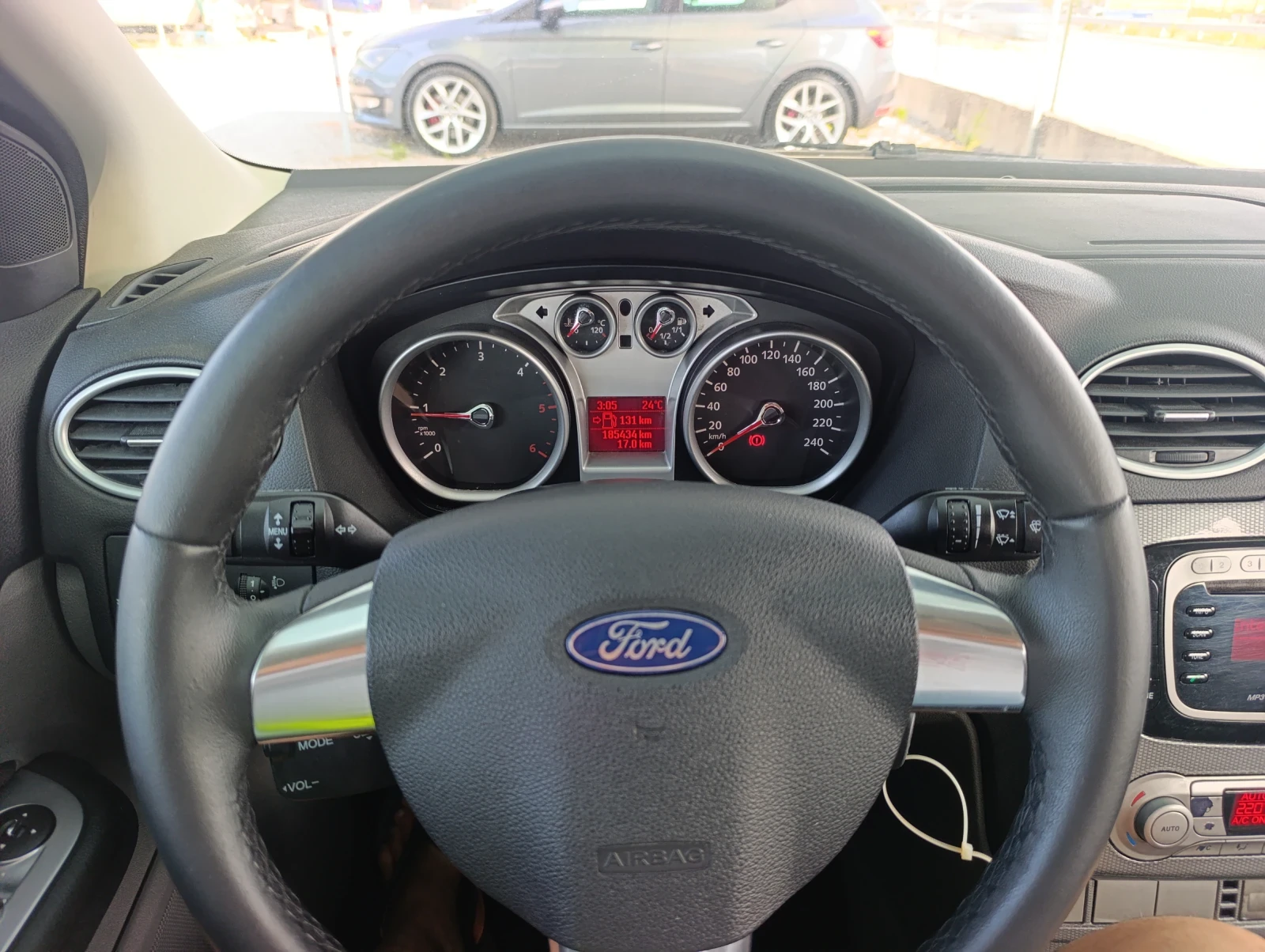 Ford Focus 1.6TDCI Facelift, снимка 15 - Автомобили и джипове - 55966739