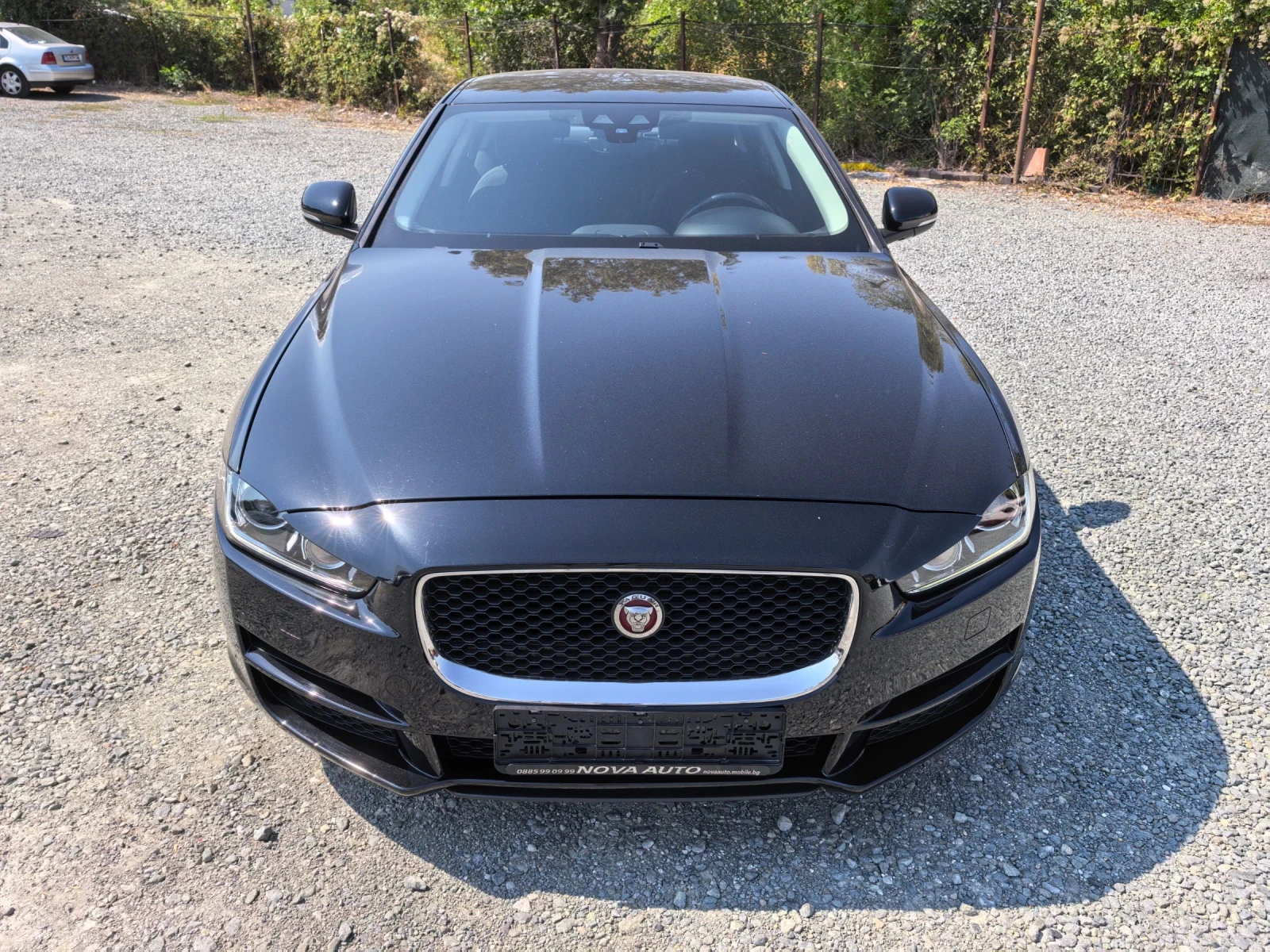 Jaguar XE 20d 4x4 Facelift 180к.с, снимка 3 - Автомобили и джипове - 56019599