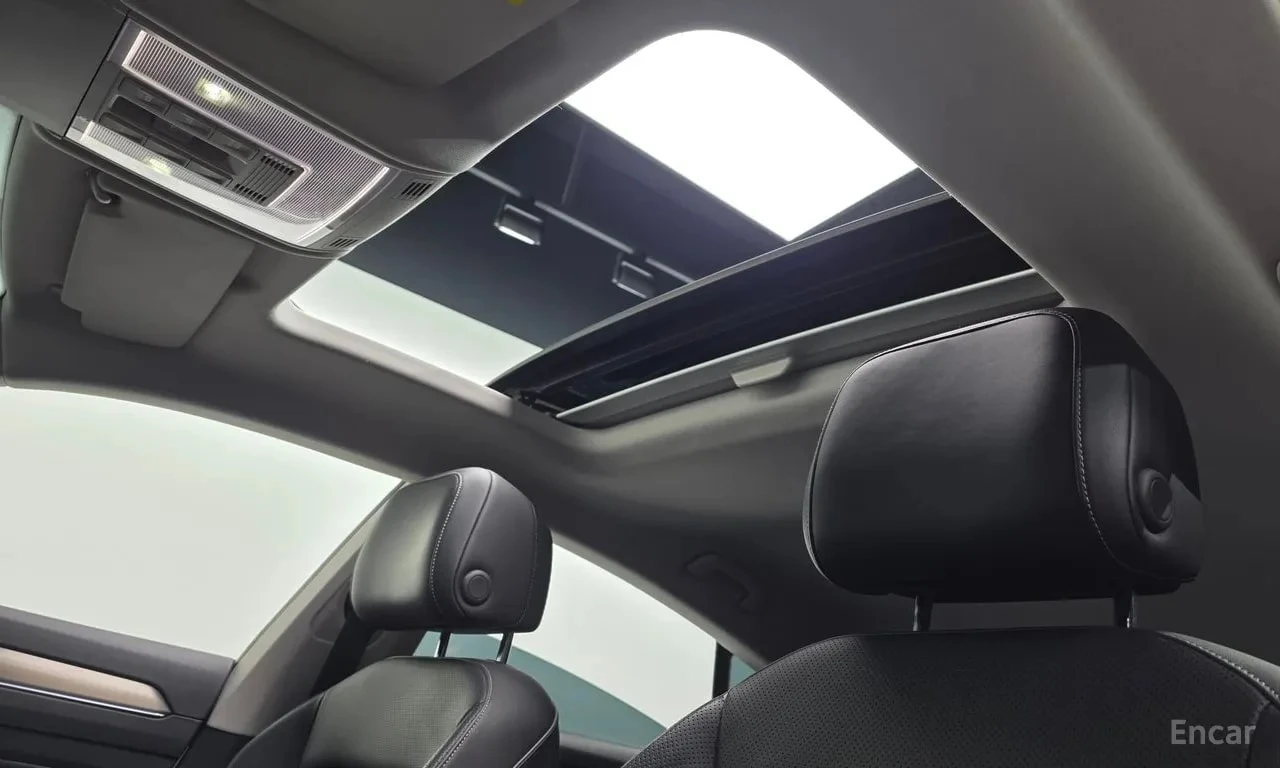 VW Arteon 2.0 TDI Prestige/ХЕДЪП/ПОДГРЕВ/ПАНОРАМА/ПАМЕТ, снимка 17 - Автомобили и джипове - 56134323