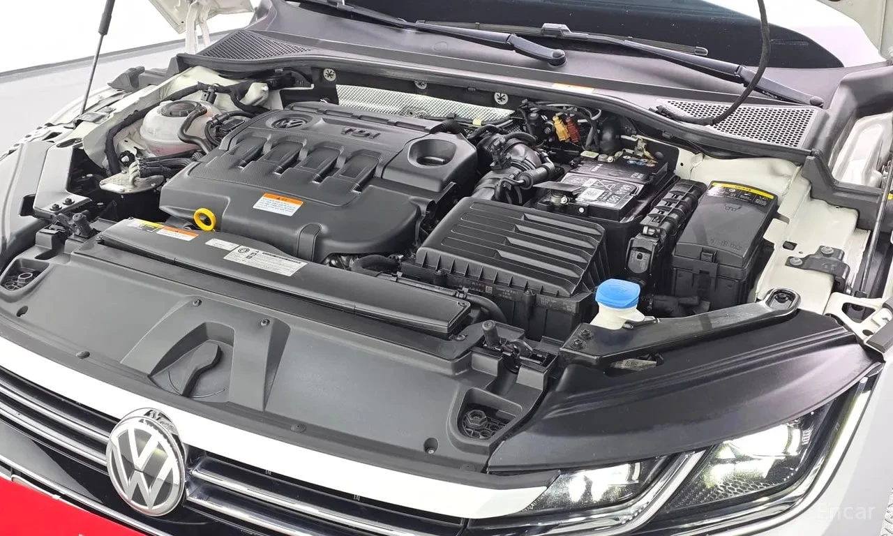 VW Arteon 2.0 TDI Prestige/ХЕДЪП/ПОДГРЕВ/ПАНОРАМА/ПАМЕТ, снимка 6 - Автомобили и джипове - 56134323