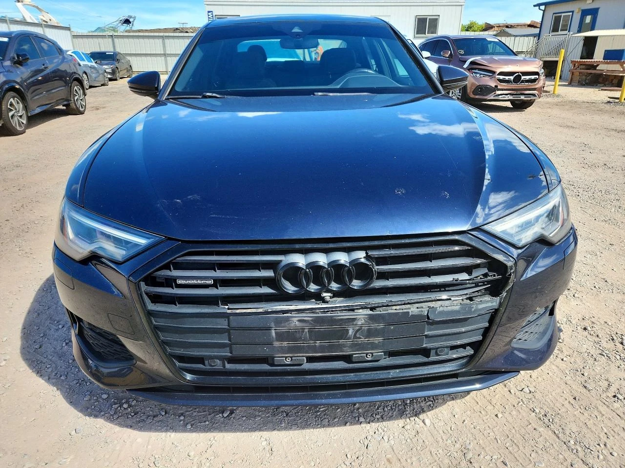 Audi A6 2.0l Premium Plus, снимка 5 - Автомобили и джипове - 56349985