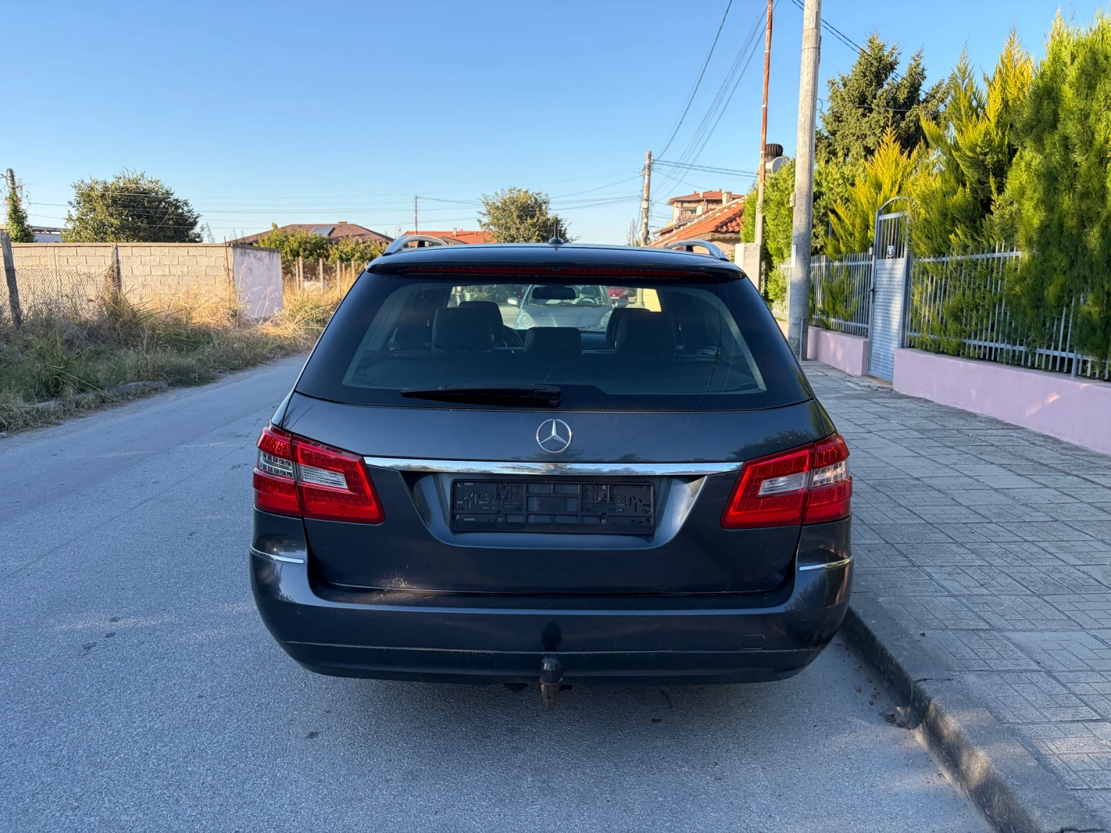 Mercedes-Benz E 200 Avantgarde!, снимка 5 - Автомобили и джипове - 56404173