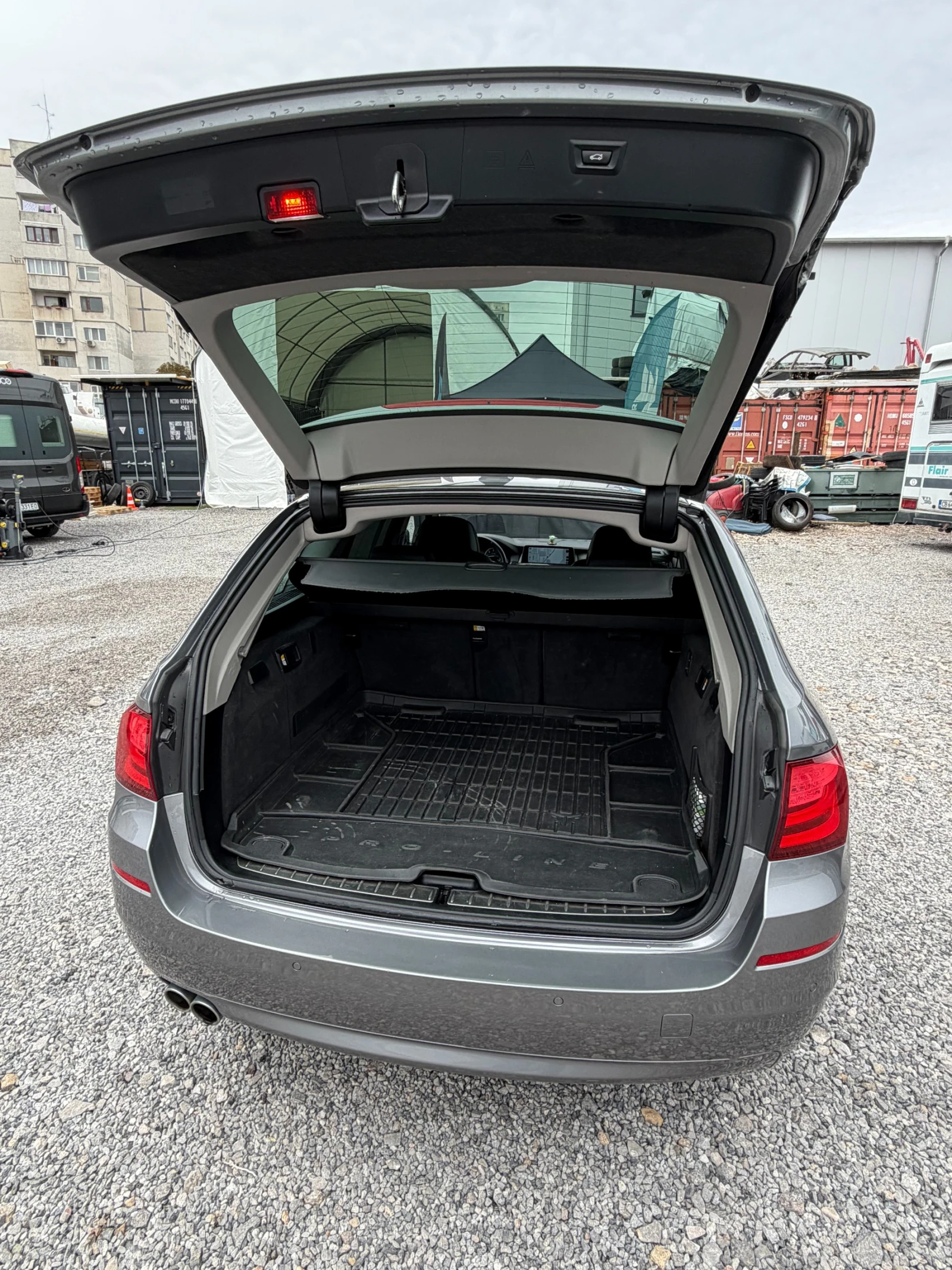 BMW 530, снимка 6 - Автомобили и джипове - 56559594