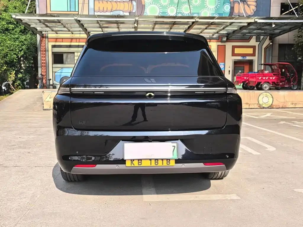 Li Auto L8 2024 Pro* 7�����* �������* �����* 360* DISTRONIC | Mobile.bg � ����������� 6